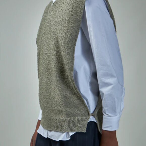 BNWT SS25 MAISON MARGIELA KNIT STOLE VEST S - Picture 11 of 13